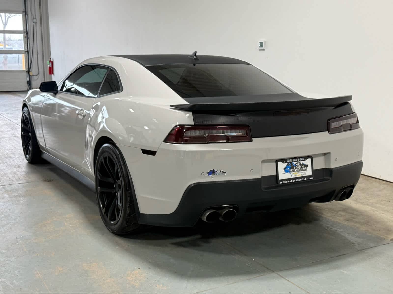 Thumbnail: 2015 Chevrolet Camaro - 3