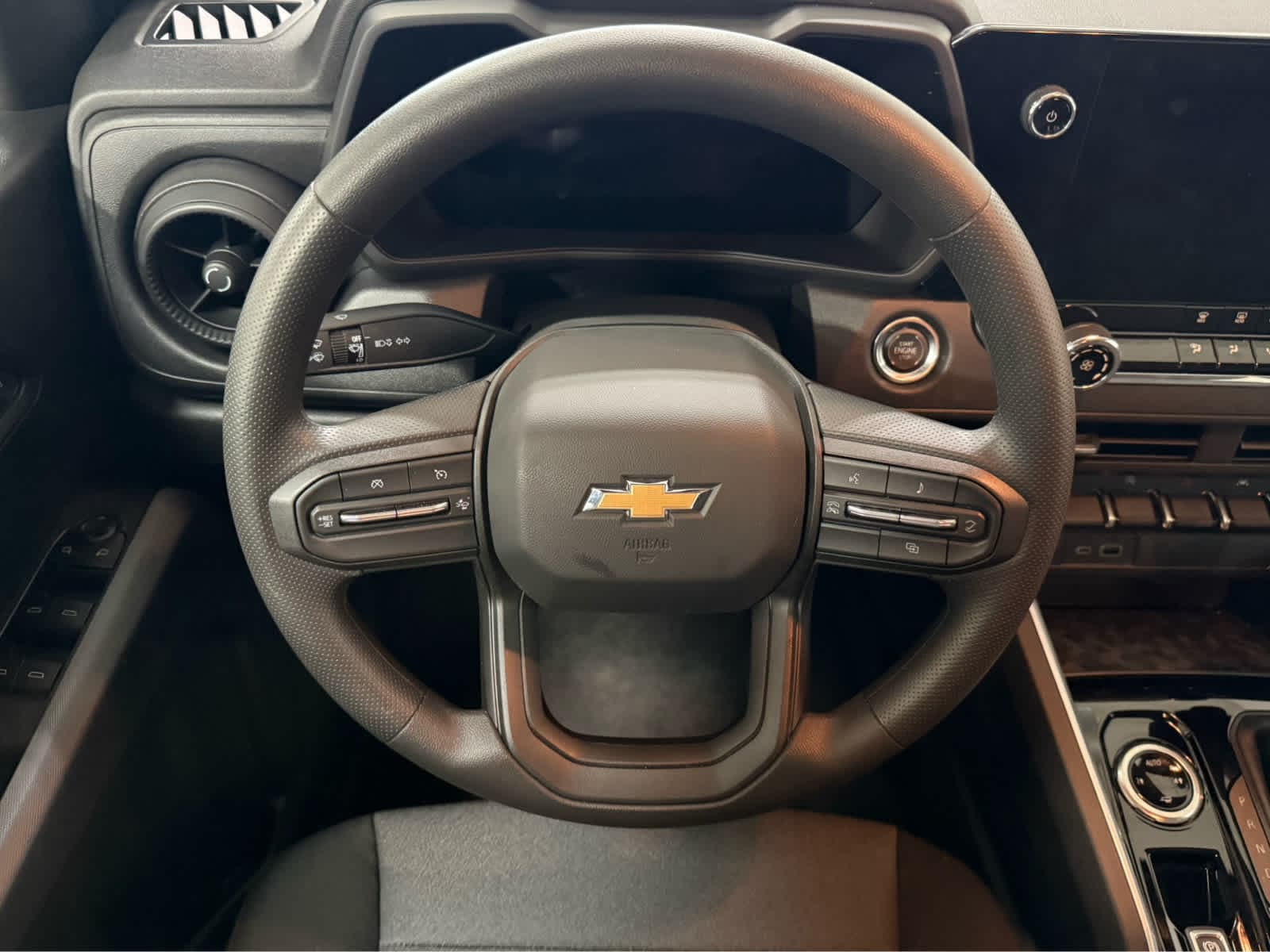 Thumbnail: 2026 Chevrolet Colorado - 17