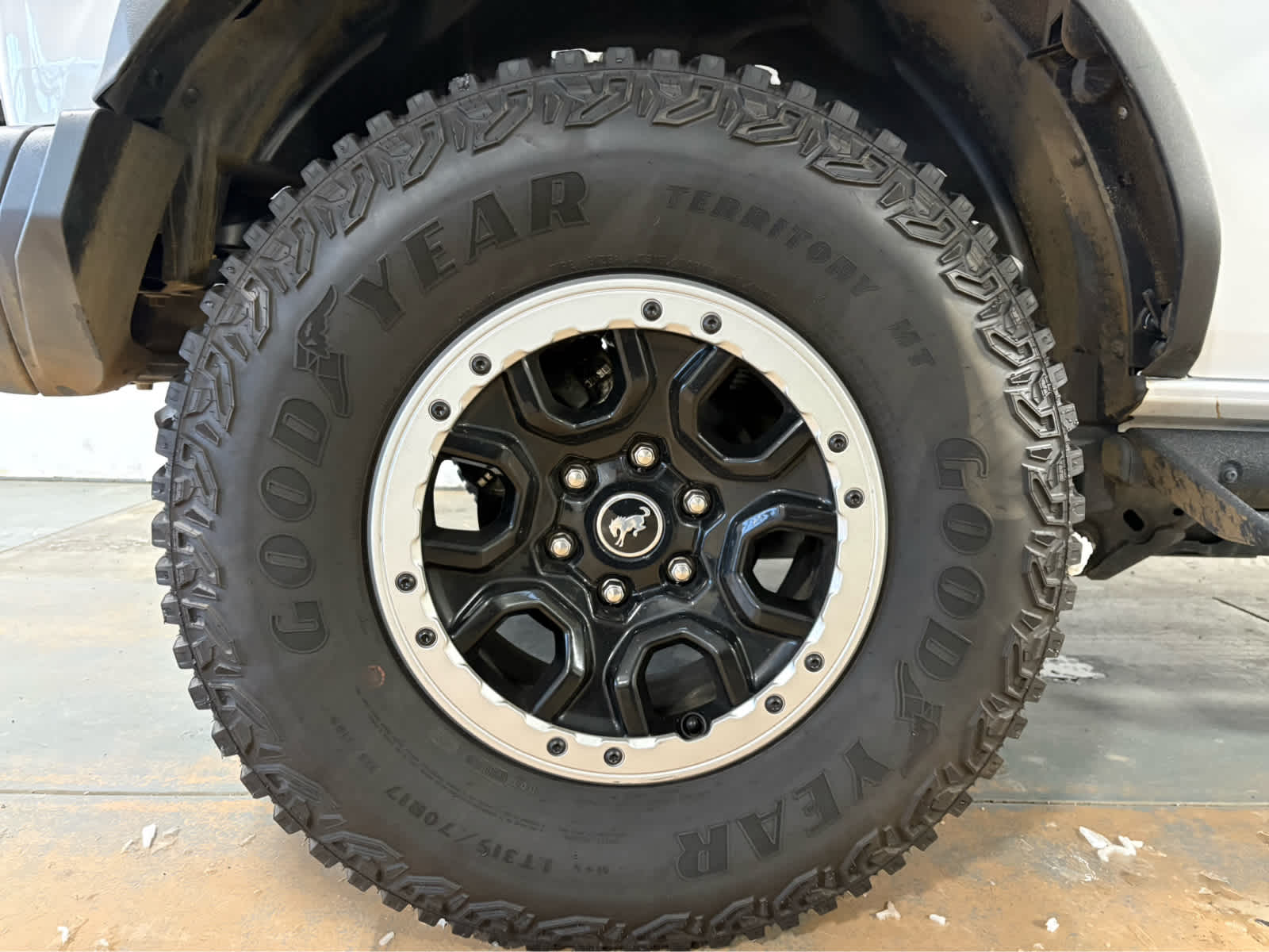 Thumbnail: 2023 Ford Bronco - 9