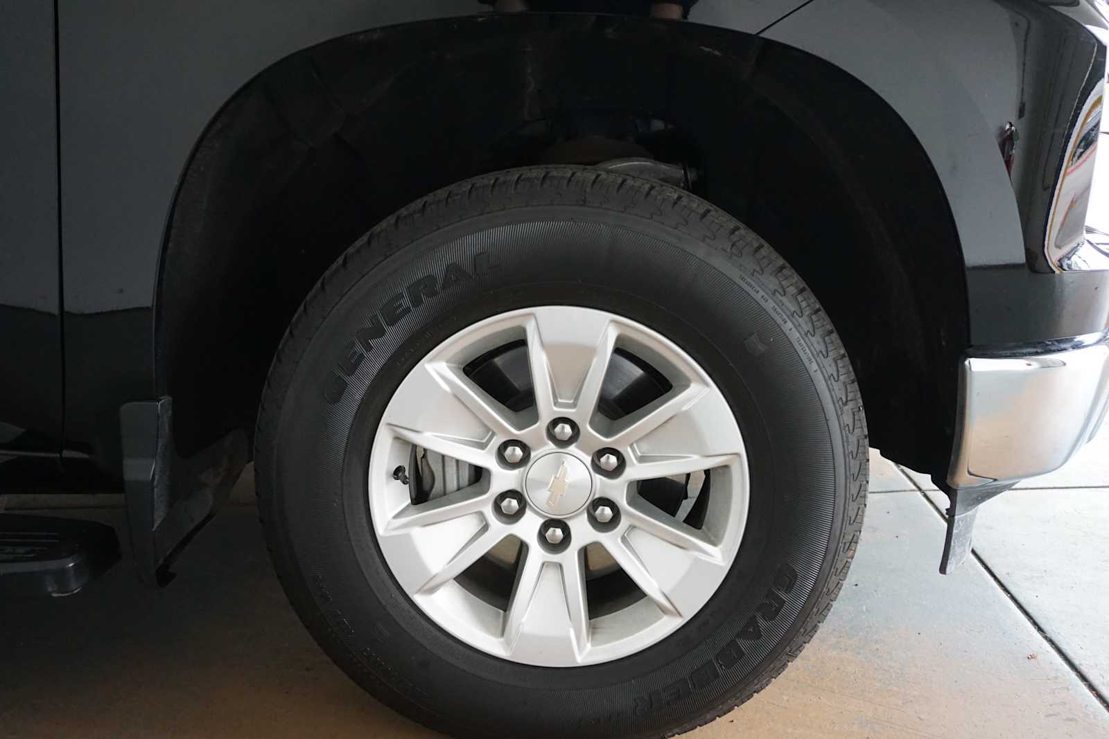 Thumbnail: 2024 Chevrolet Silverado 1500 - 11