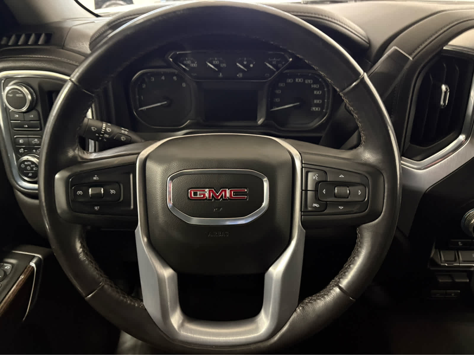 Thumbnail: 2022 GMC Sierra 2500 - 19