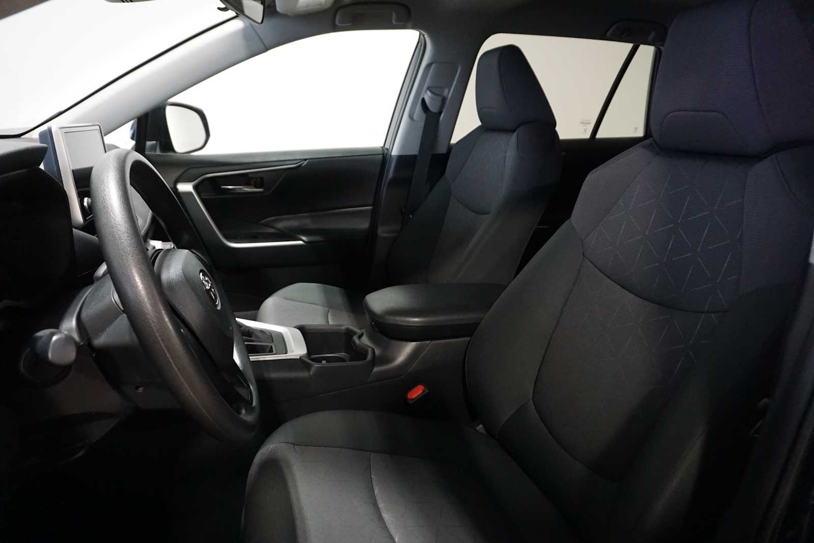 Thumbnail: 2024 Toyota RAV4 - 14