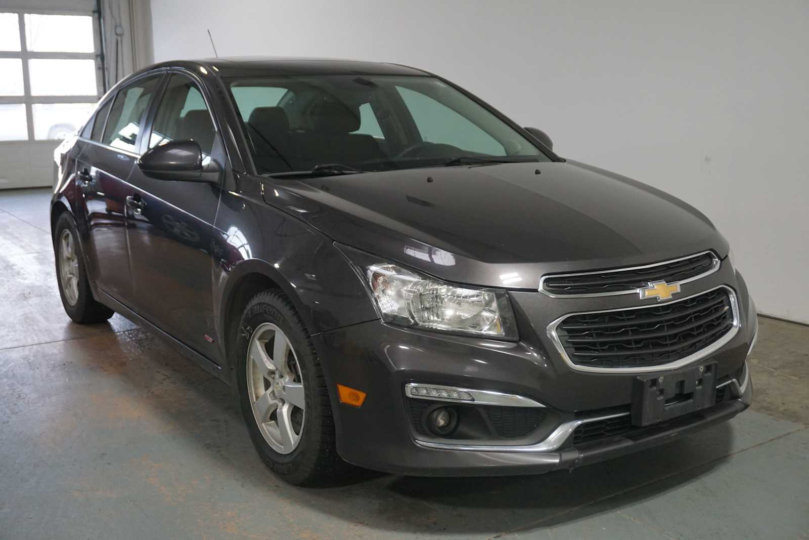 Thumbnail: 2016 Chevrolet Cruze - 5
