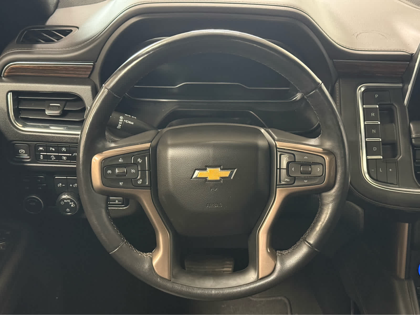 Thumbnail: 2022 Chevrolet Tahoe - 18
