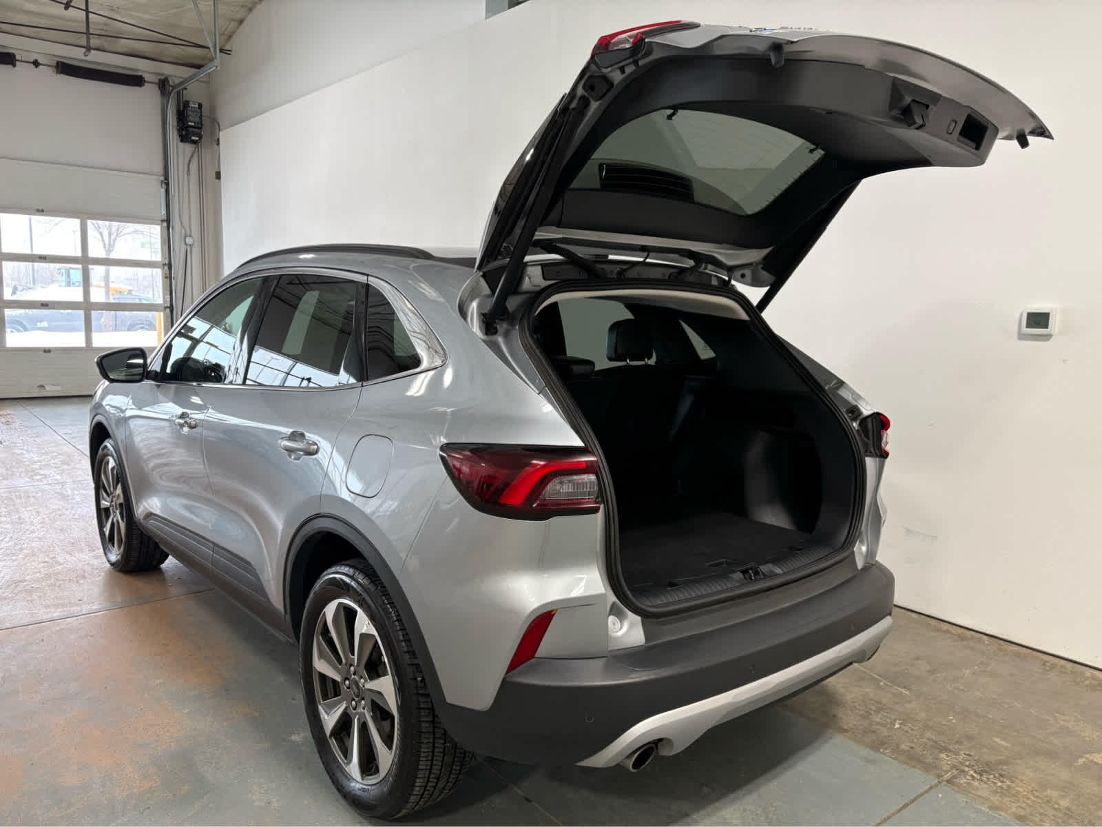 Thumbnail: 2024 Ford Escape - 4