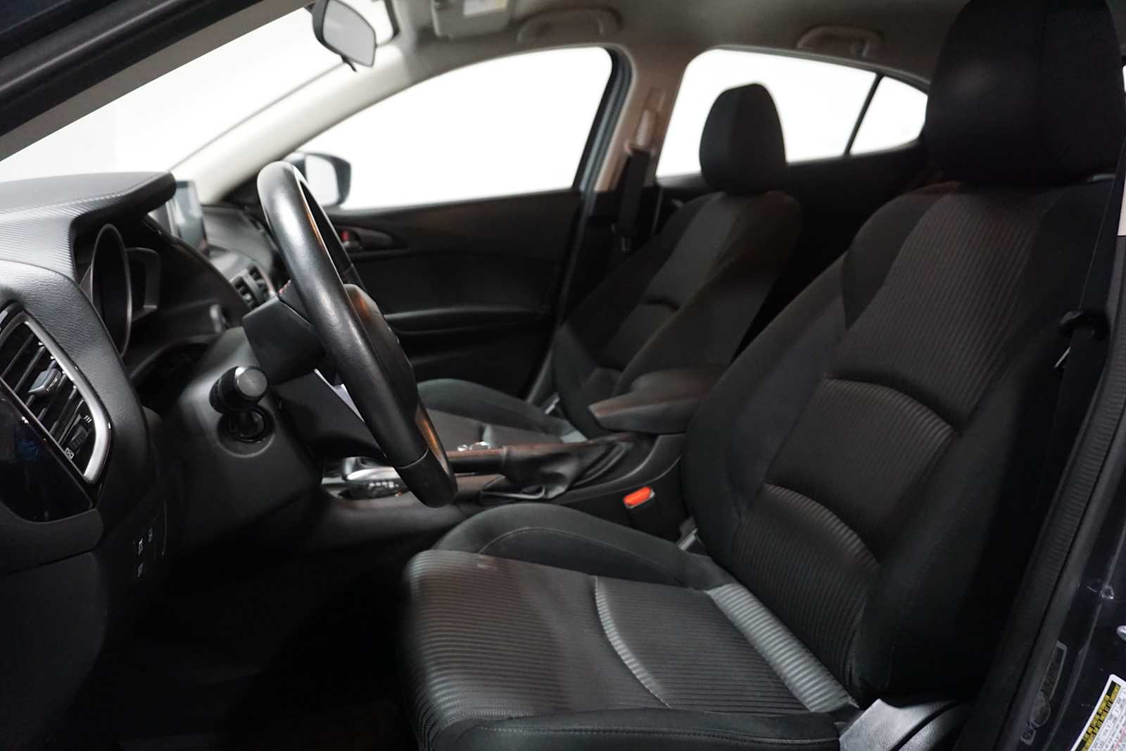 Thumbnail: 2015 Mazda Mazda3 - 14