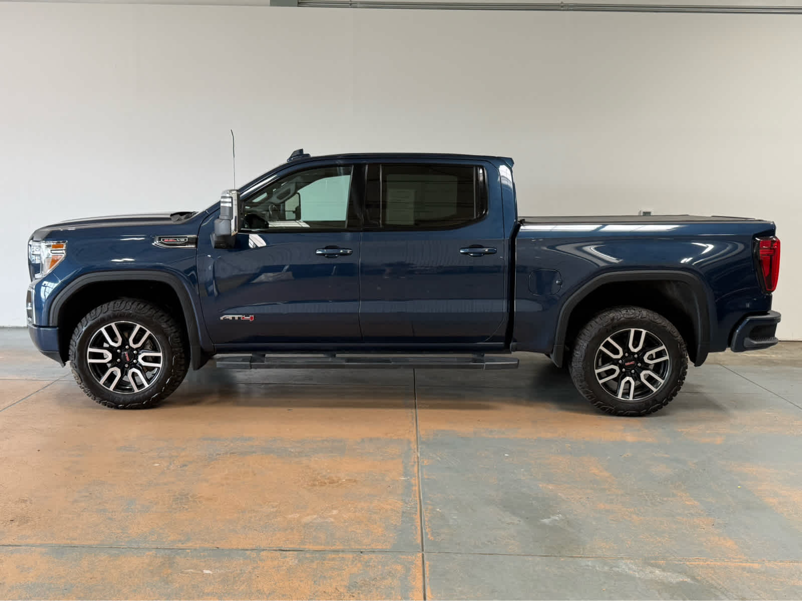 Thumbnail: 2020 GMC Sierra 1500 - 2
