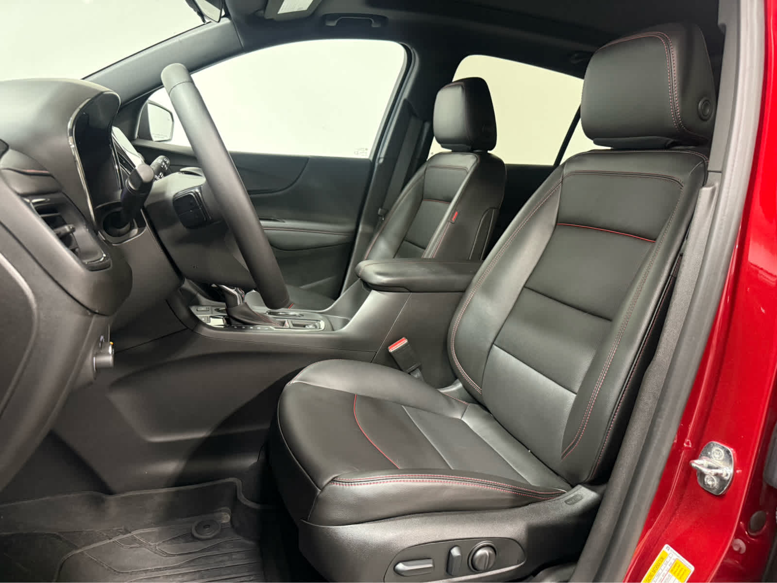 Thumbnail: 2022 Chevrolet Equinox - 18