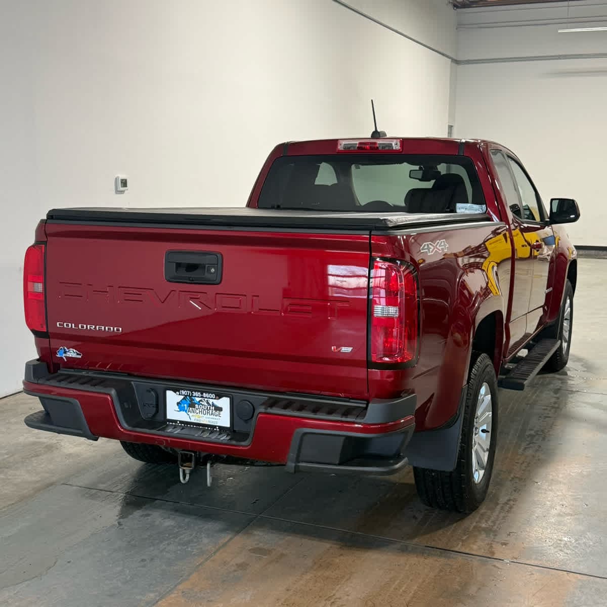 Thumbnail: 2022 Chevrolet Colorado - 7