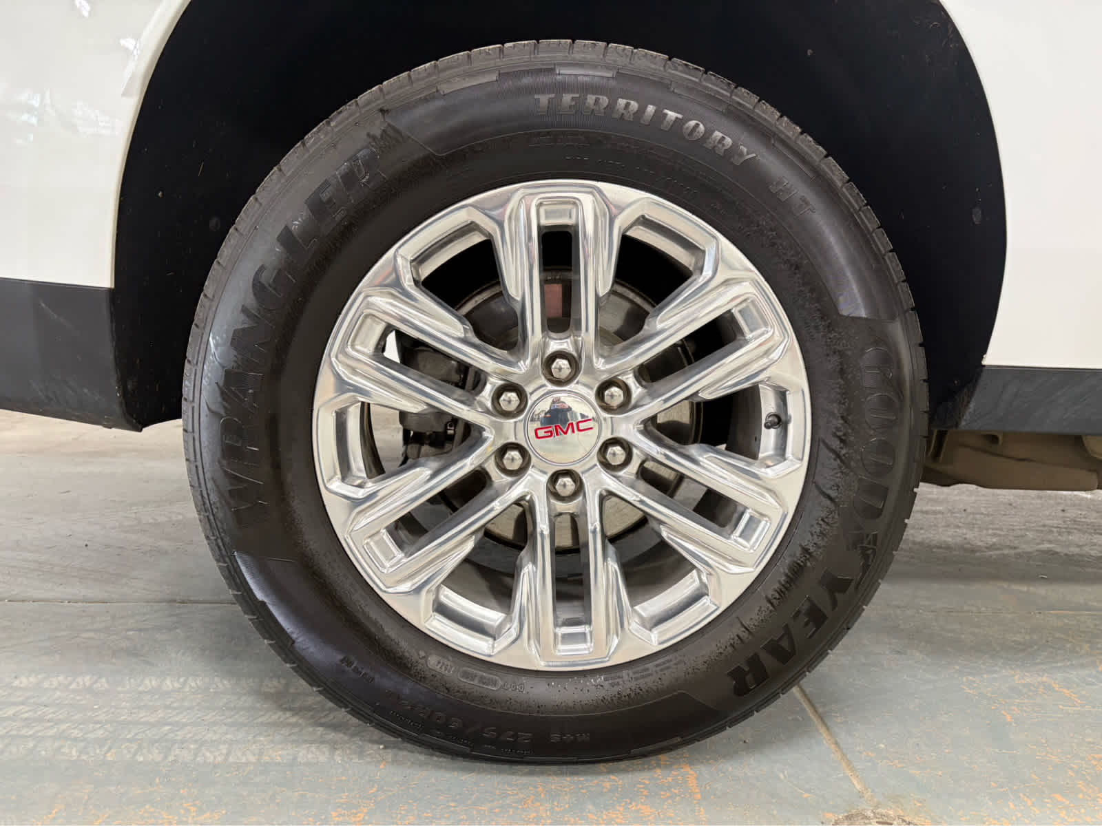 Thumbnail: 2024 GMC Yukon XL - 9