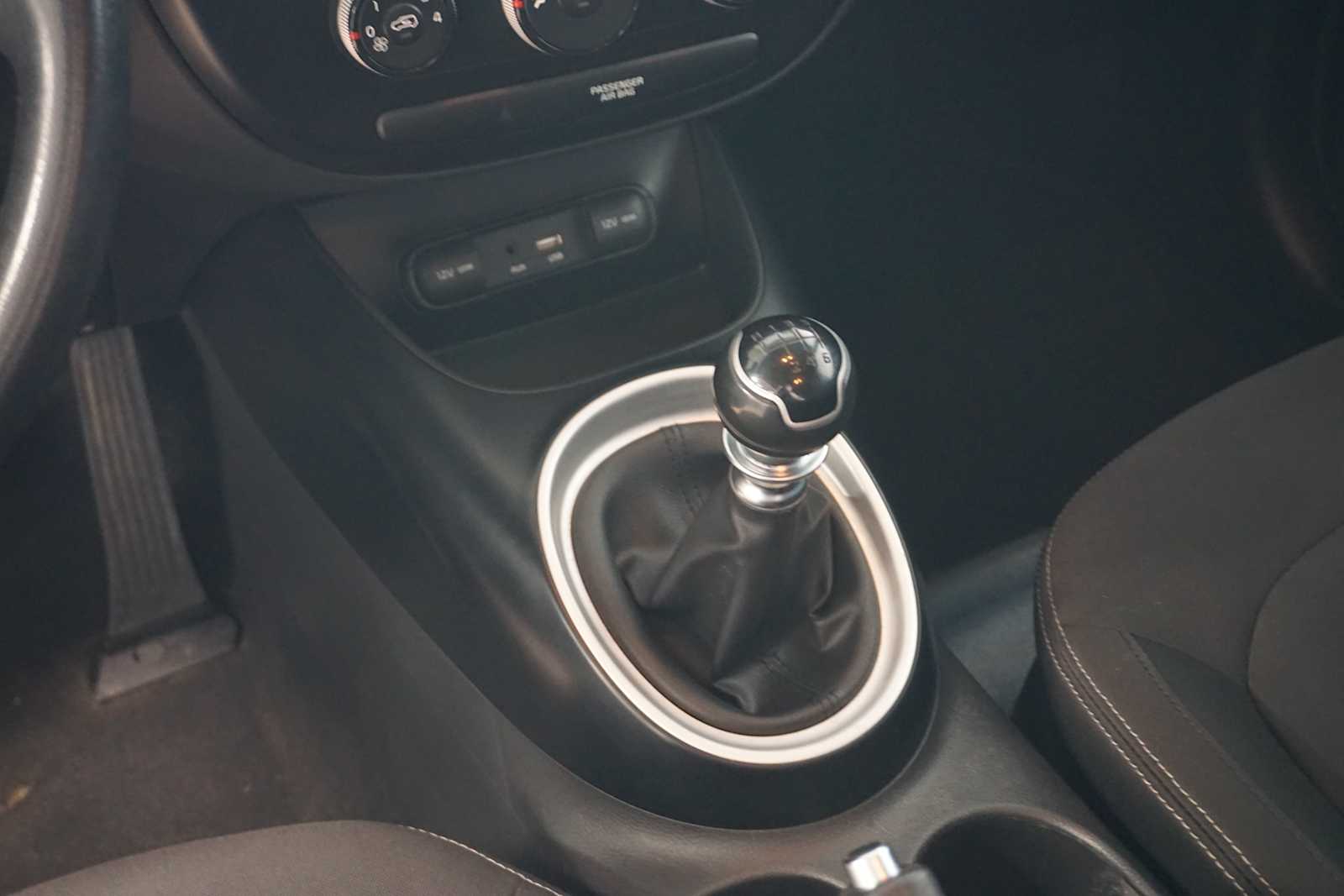 Thumbnail: 2018 Kia Soul - 19