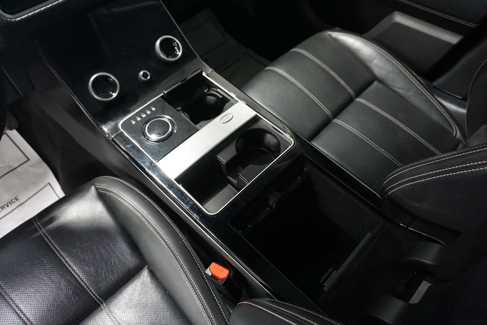Thumbnail: 2020 Land Rover Range Rover Velar - 22