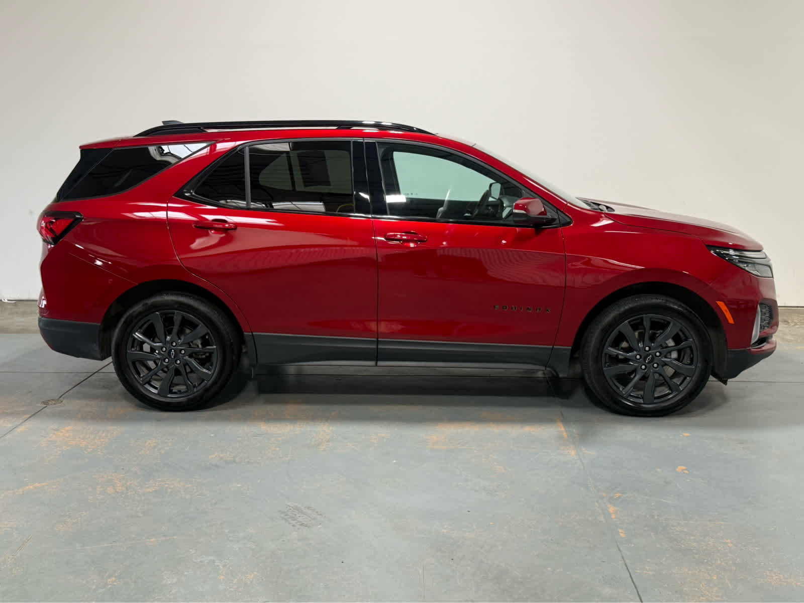 Thumbnail: 2022 Chevrolet Equinox - 6