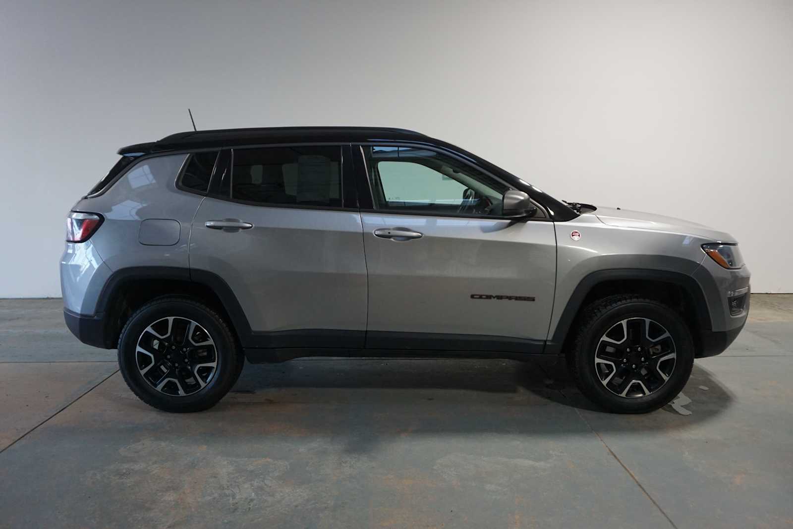 Thumbnail: 2019 Jeep Compass - 6