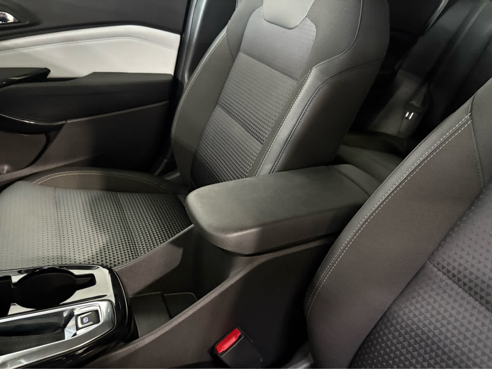 Thumbnail: 2025 Chevrolet Trax - 20