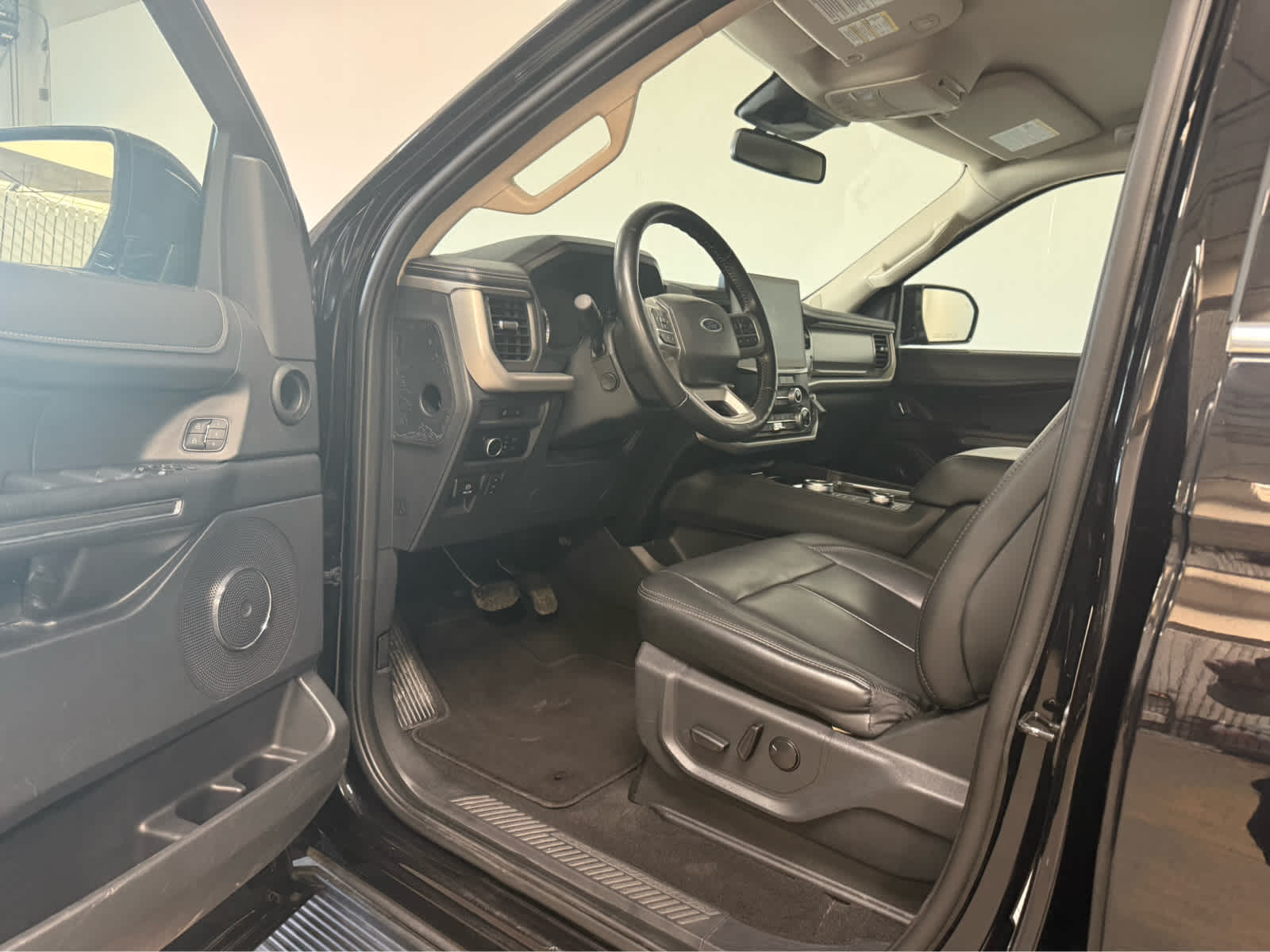 Thumbnail: 2024 Ford Expedition MAX - 13