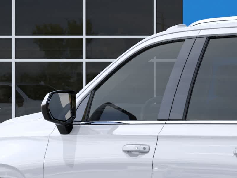 Thumbnail: 2026 Chevrolet Suburban - 12