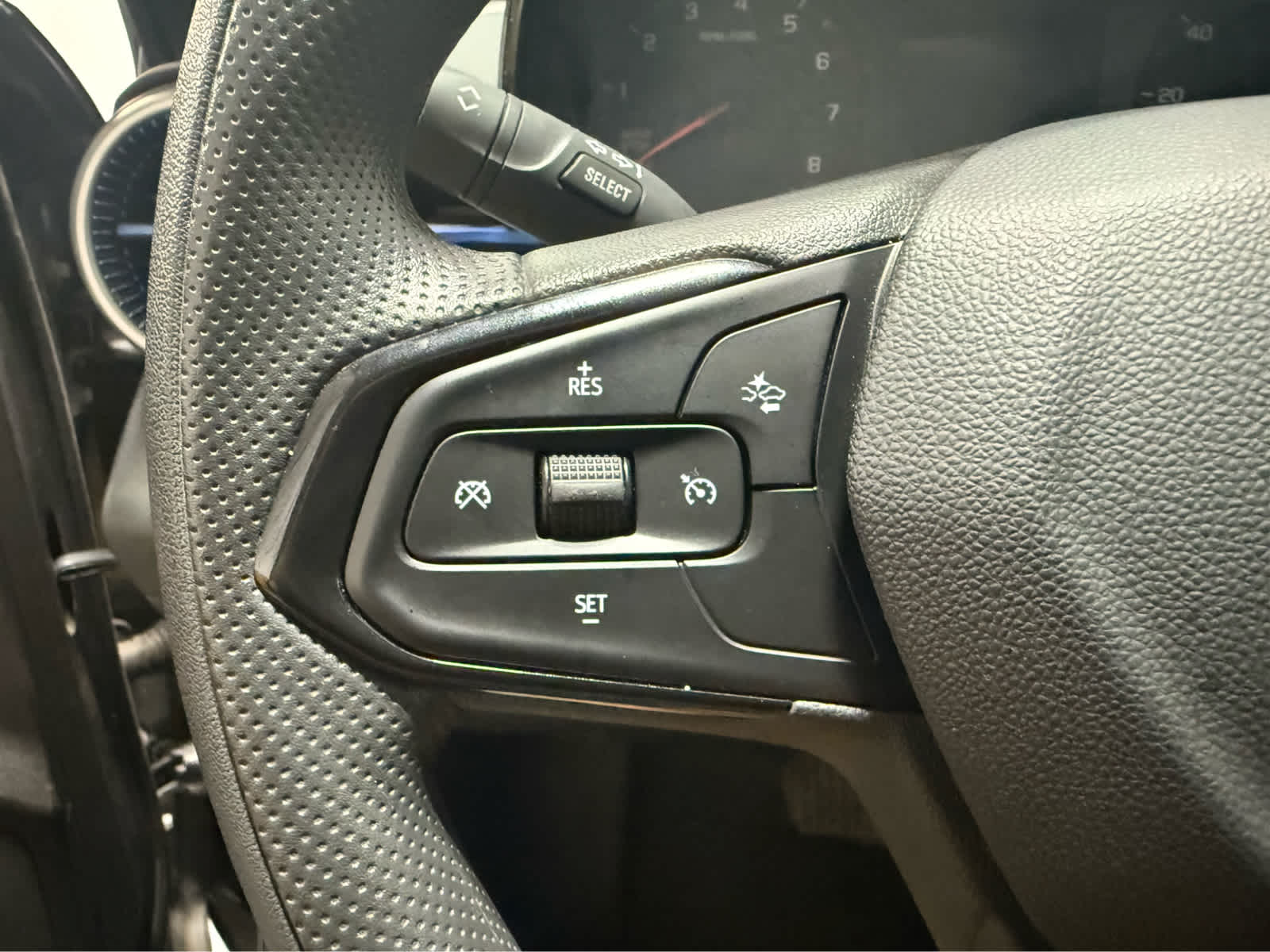 Thumbnail: 2024 Chevrolet Trax - 17