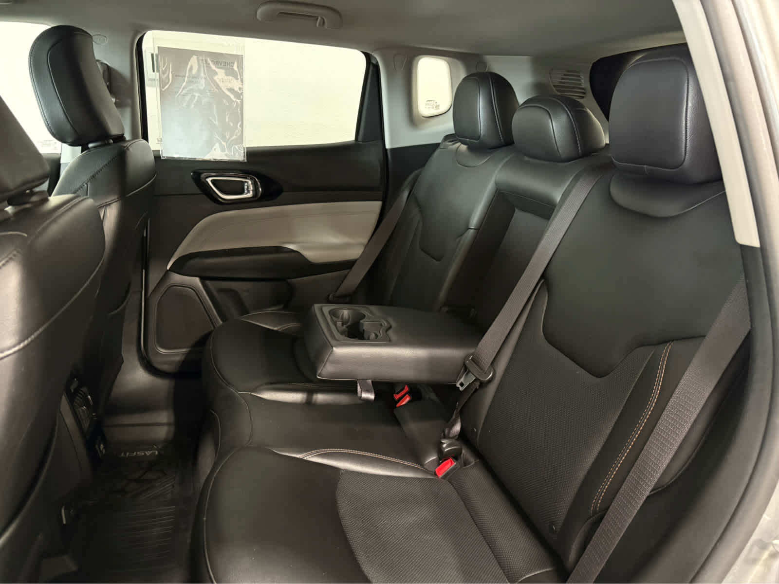 Thumbnail: 2022 Jeep Compass - 15