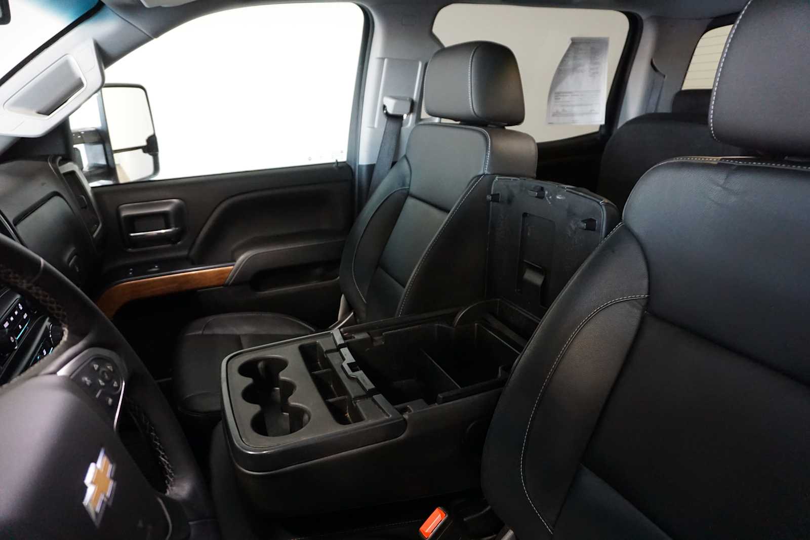 Thumbnail: 2019 Chevrolet Silverado 2500 - 21