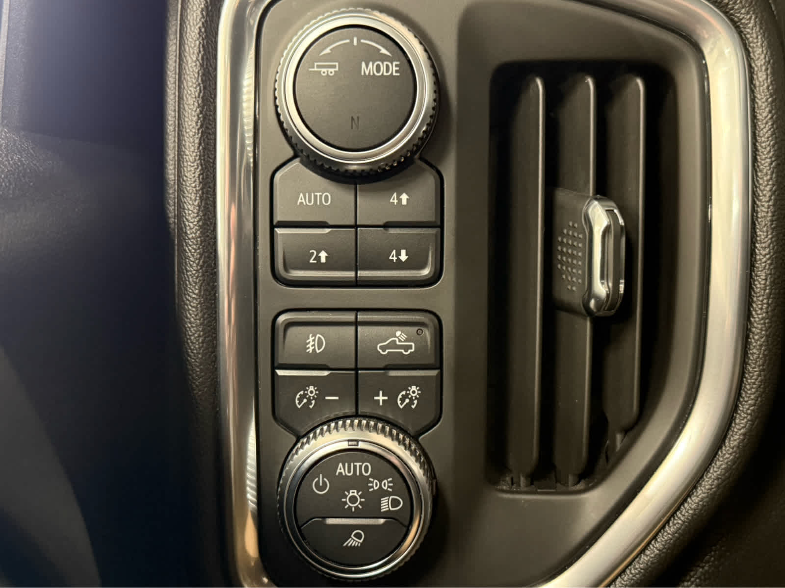 Thumbnail: 2020 GMC Sierra 1500 - 25