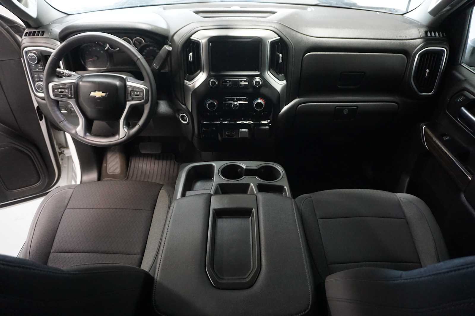 Thumbnail: 2022 Chevrolet Silverado 3500 - 18