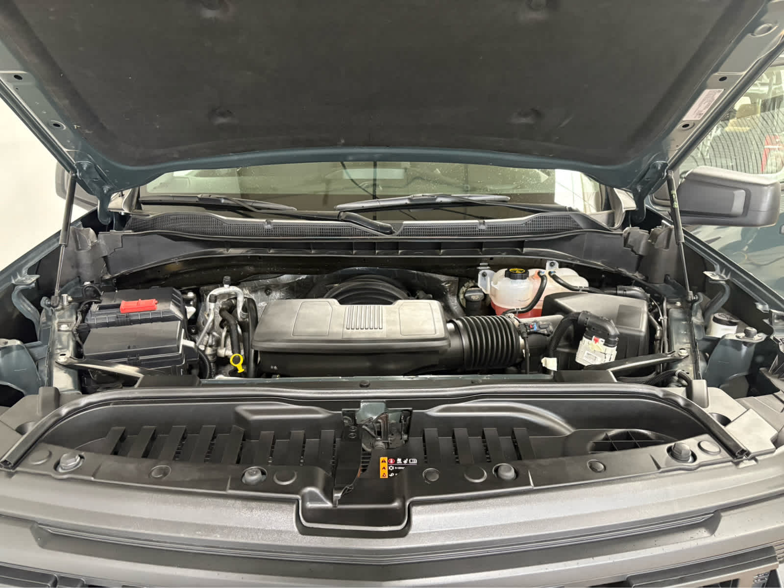 Thumbnail: 2025 Chevrolet Silverado 1500 - 31