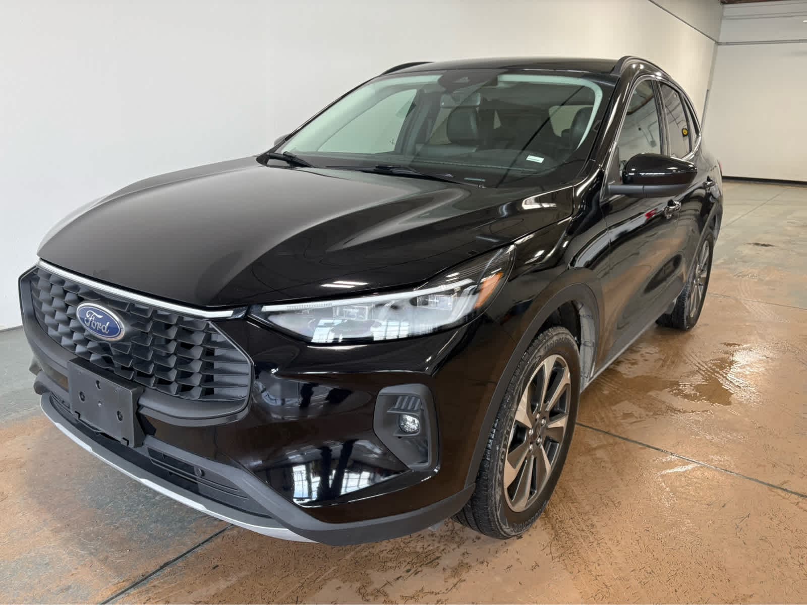 Thumbnail: 2025 Ford Escape - 1