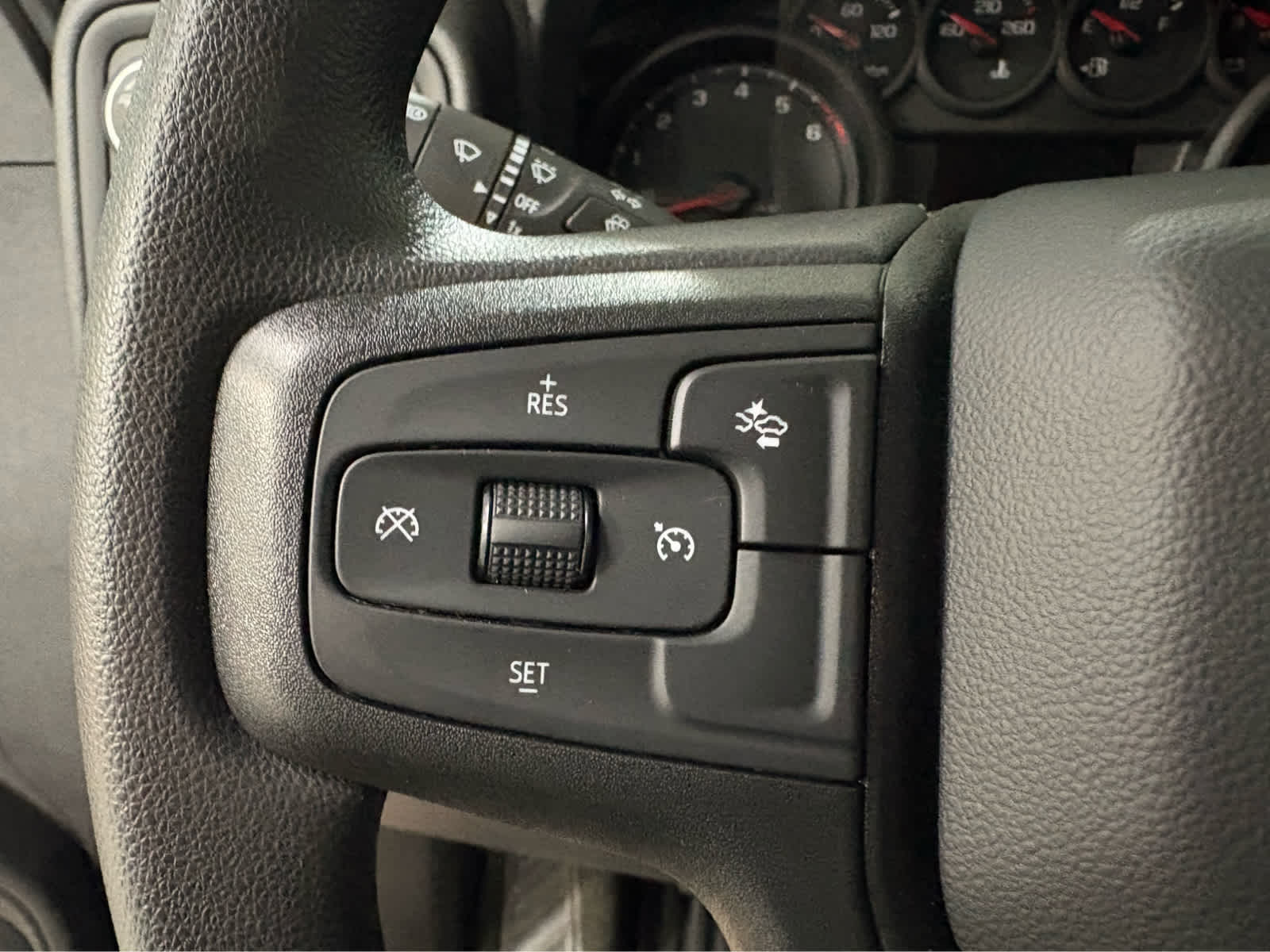 Thumbnail: 2025 Chevrolet Silverado 1500 - 18