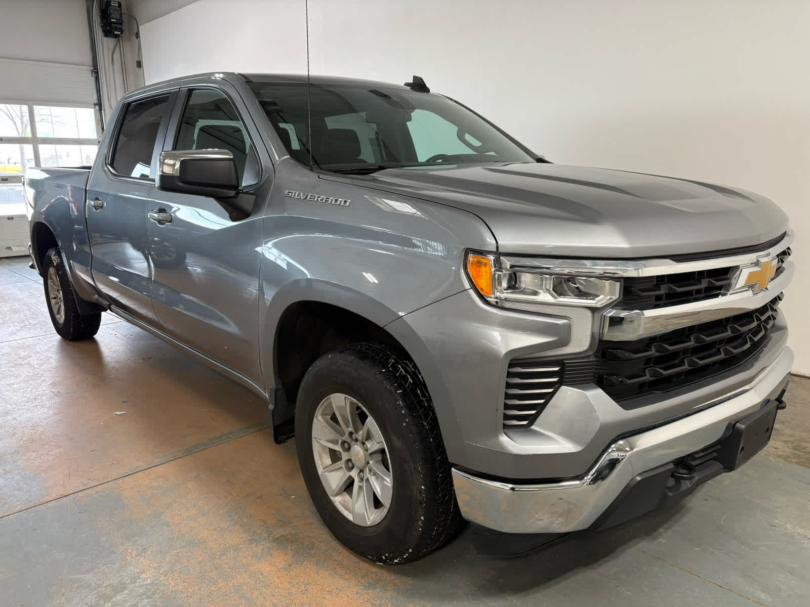 Thumbnail: 2023 Chevrolet Silverado 1500 - 5