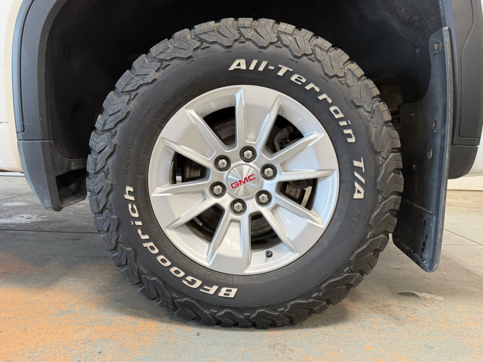 Thumbnail: 2022 GMC Sierra 1500 - 11