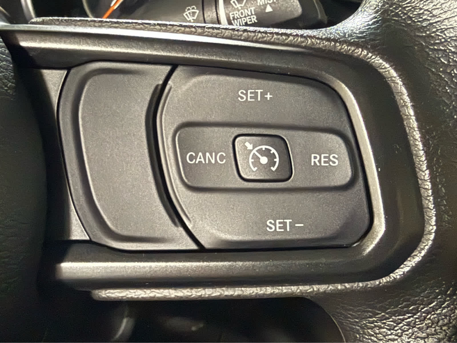 Thumbnail: 2022 Jeep Gladiator - 19