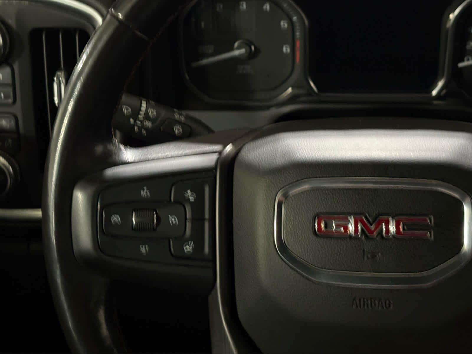 Thumbnail: 2021 GMC Sierra 1500 - 23