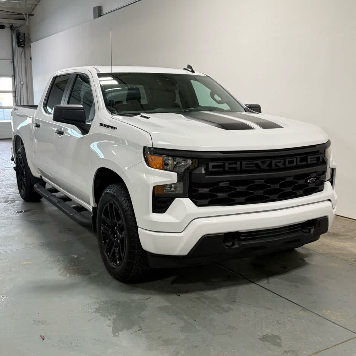 Thumbnail: 2025 Chevrolet Silverado 1500 - 5