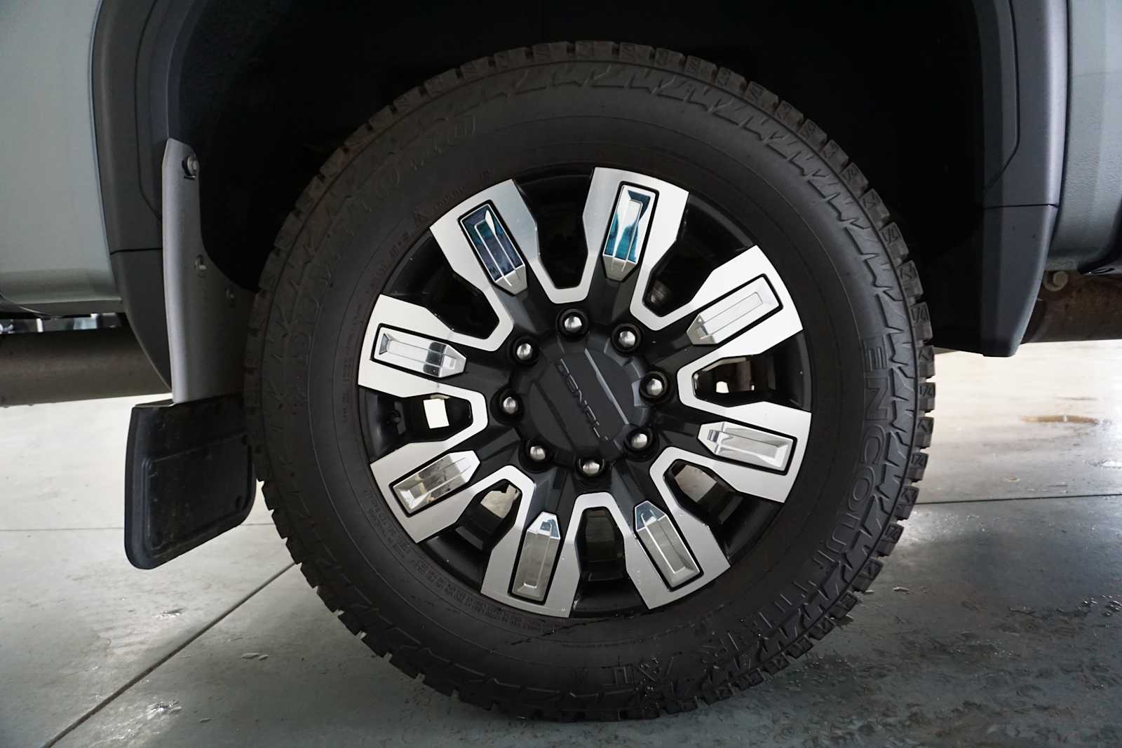 Thumbnail: 2024 GMC Sierra 3500 - 14