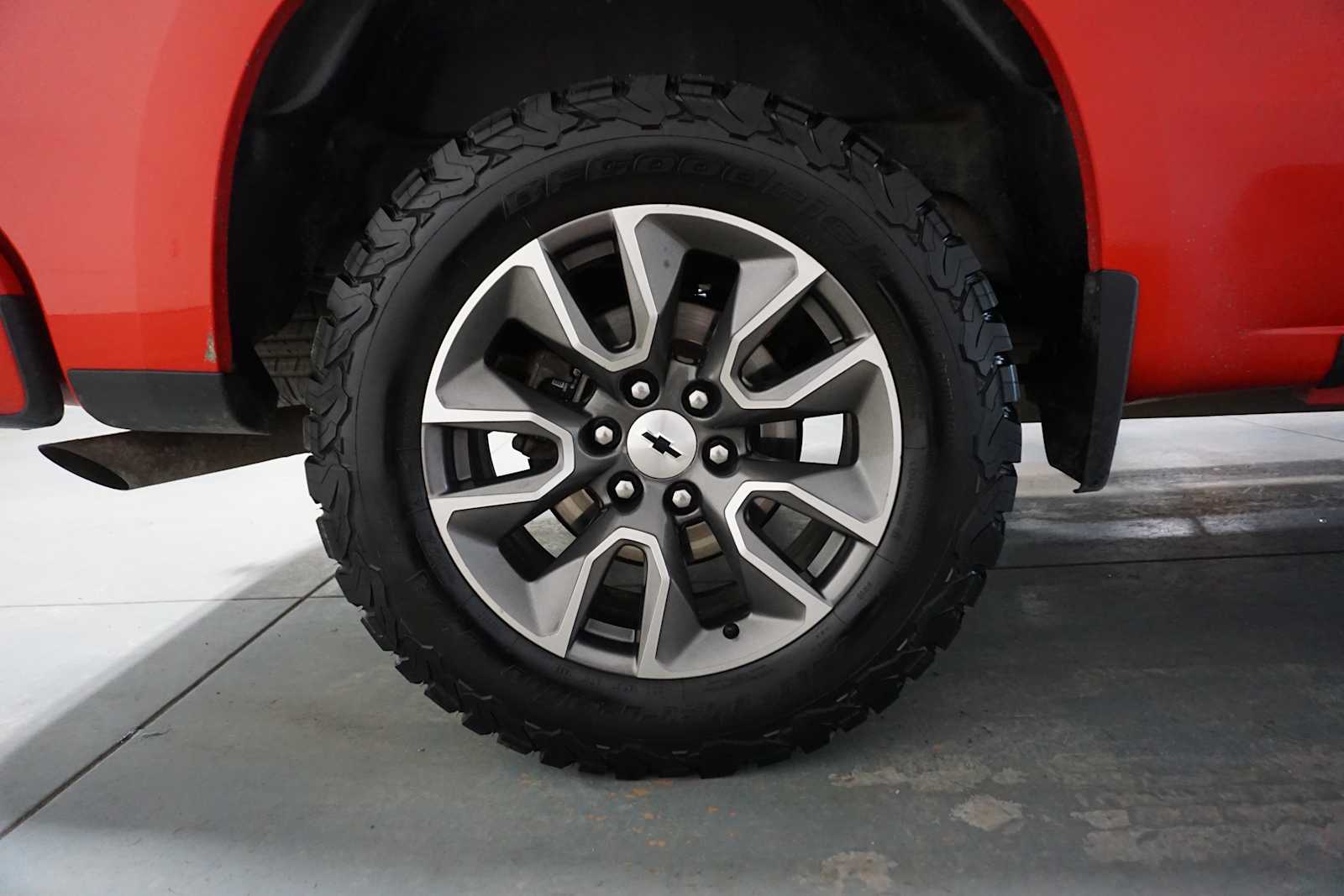 Thumbnail: 2020 Chevrolet Silverado 1500 - 10