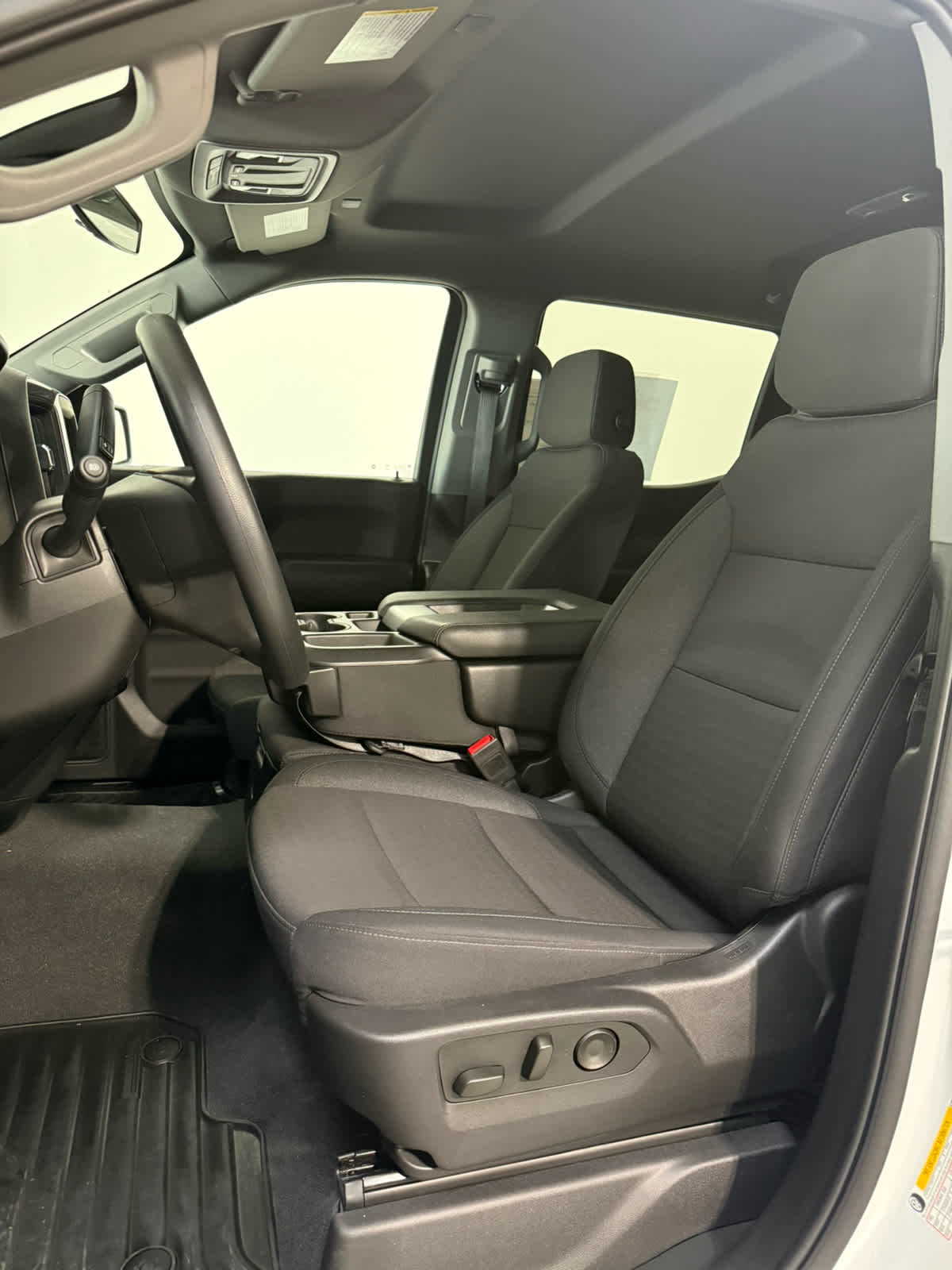 Thumbnail: 2025 Chevrolet Silverado 1500 - 13