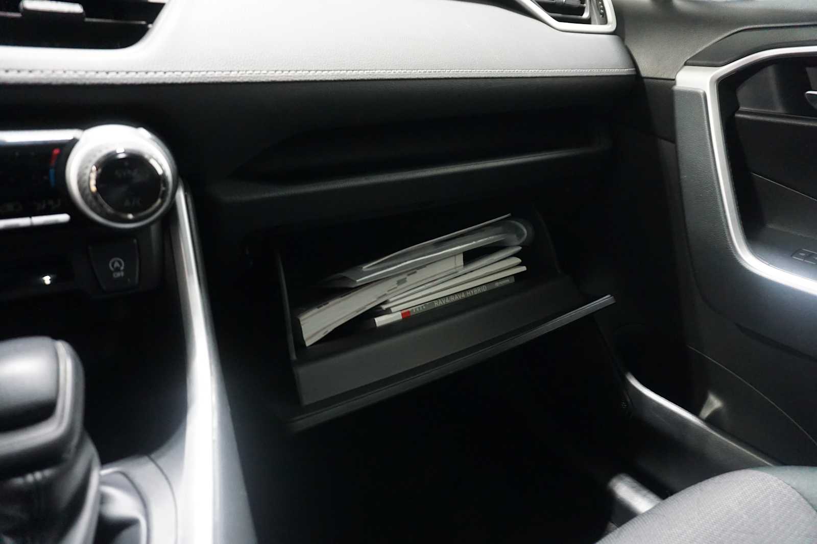 Thumbnail: 2024 Toyota RAV4 - 19