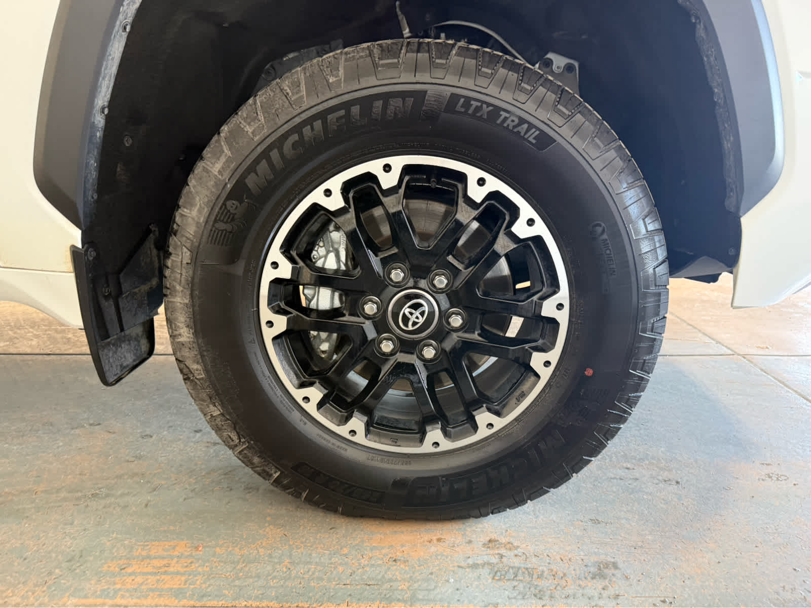 Thumbnail: 2025 Toyota Tundra - 11