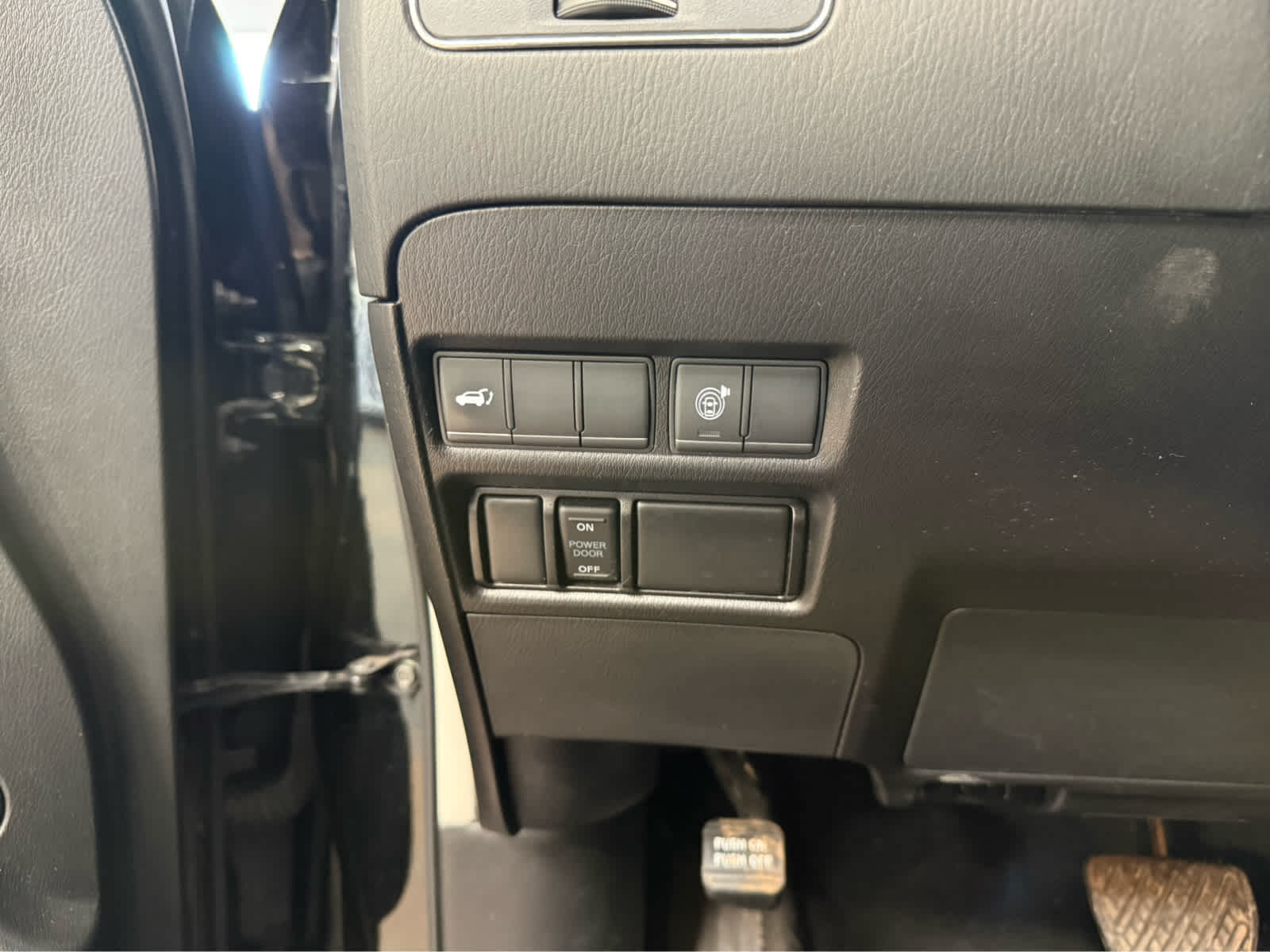 Thumbnail: 2022 Nissan Armada - 25