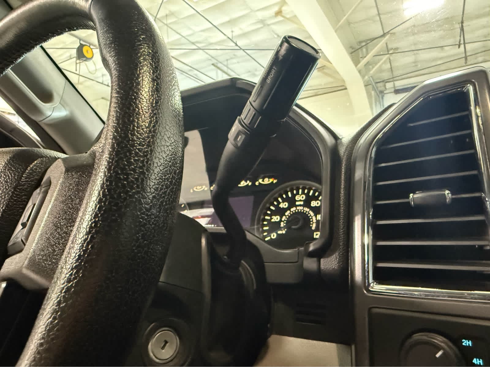 Thumbnail: 2016 Ford F-150 - 24