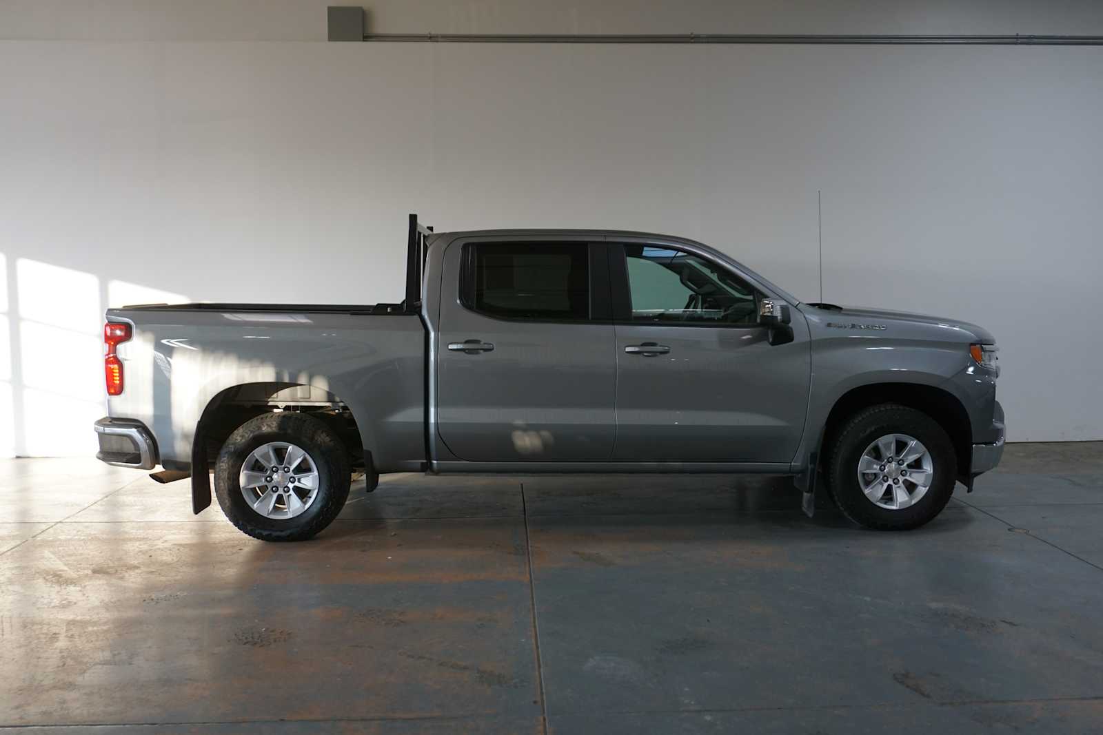 Thumbnail: 2023 Chevrolet Silverado 1500 - 7