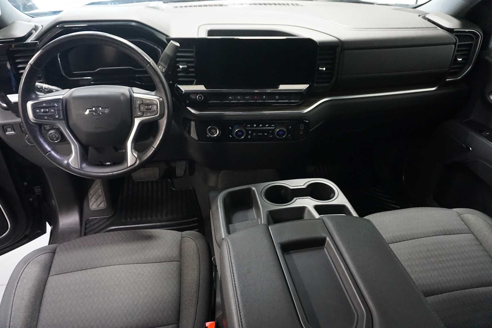 2022 Chevrolet Silverado 1500 RST 17