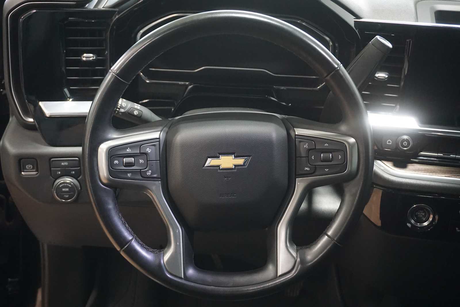 Thumbnail: 2024 Chevrolet Silverado 1500 - 15