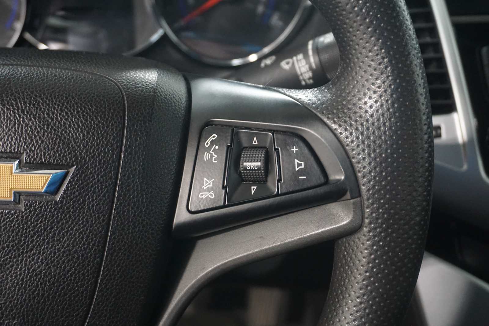 Thumbnail: 2016 Chevrolet Cruze - 24