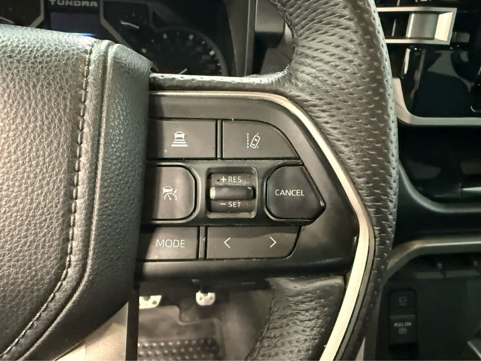 Thumbnail: 2025 Toyota Tundra - 19