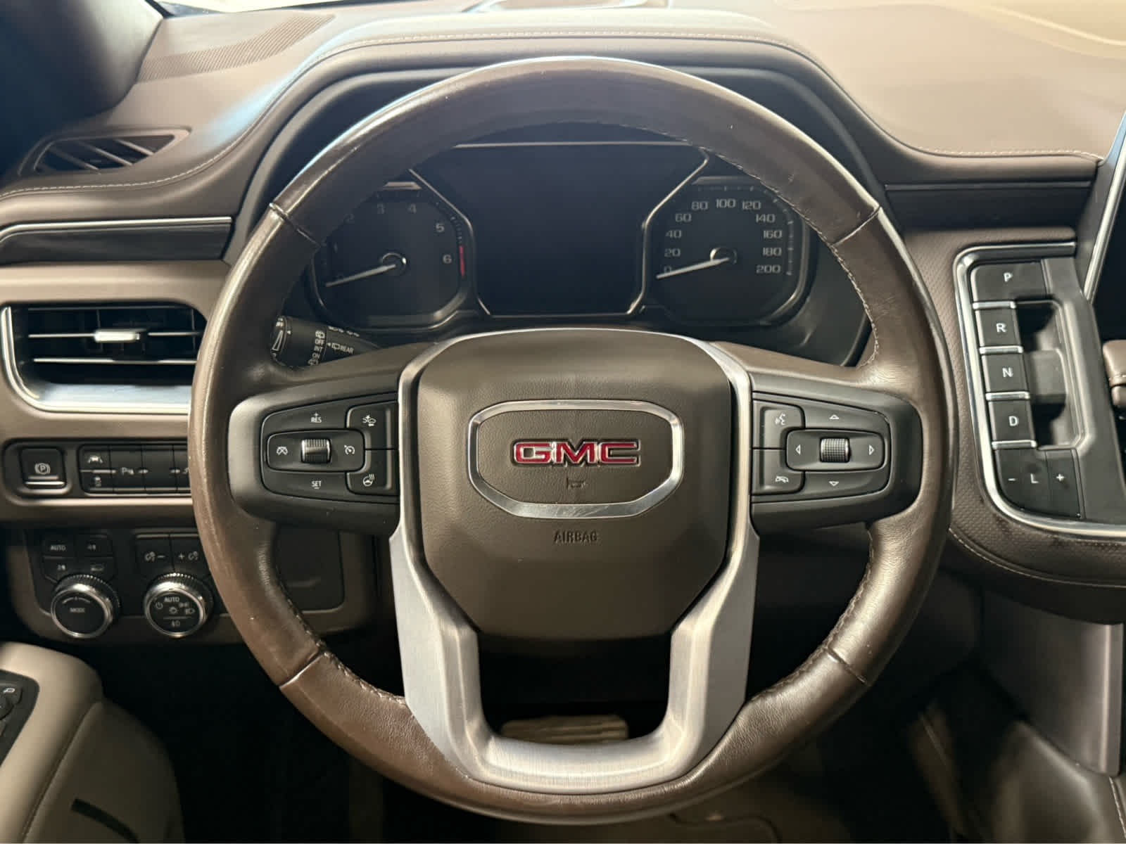 Thumbnail: 2021 GMC Yukon - 18