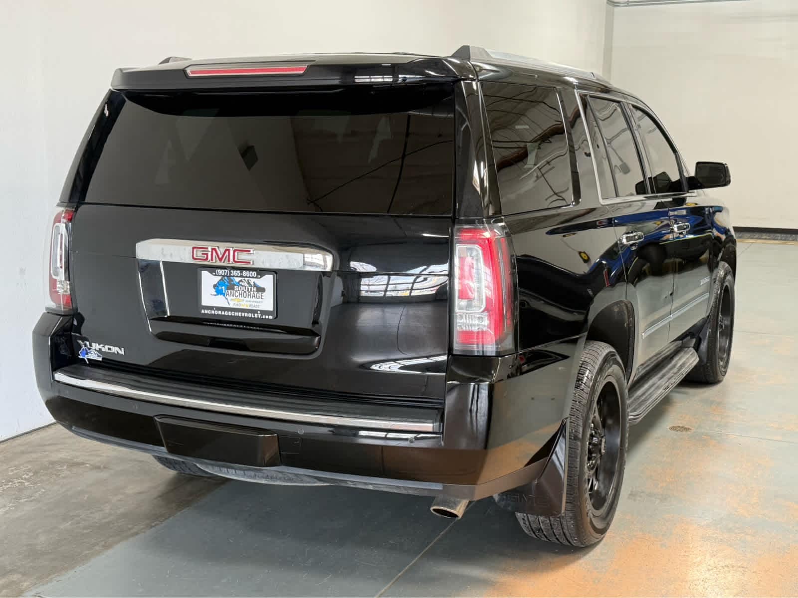Thumbnail: 2016 GMC Yukon - 8