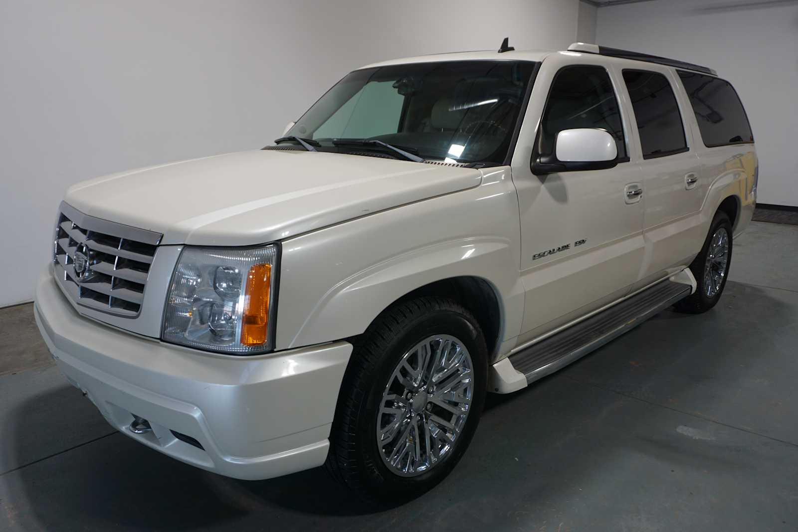 2006 Cadillac Escalade ESV -
                  Anchorage, AK