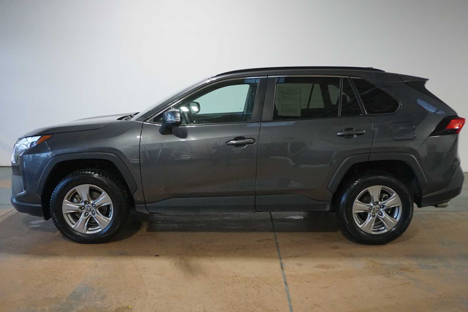 Thumbnail: 2024 Toyota RAV4 - 2